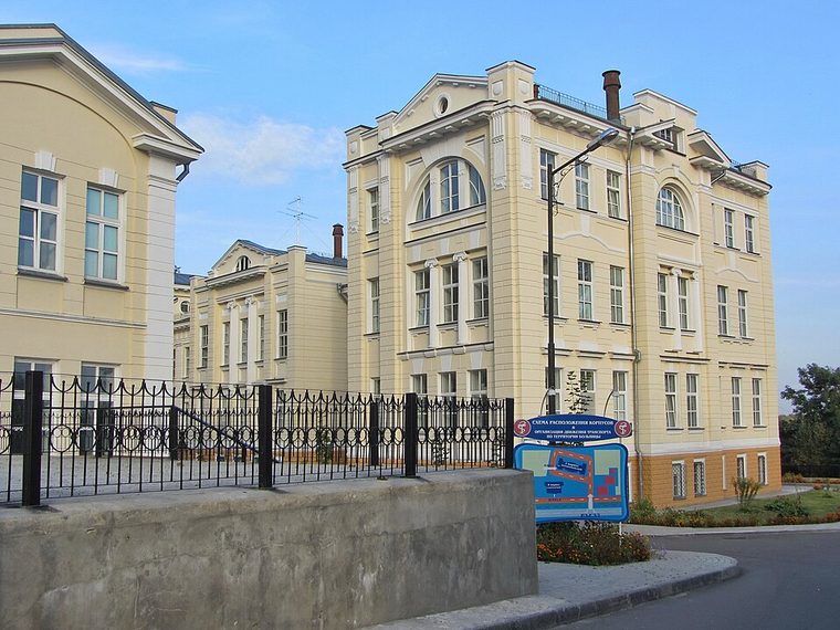 Больничный комплекс на берегу Сожа, ныне БСМП