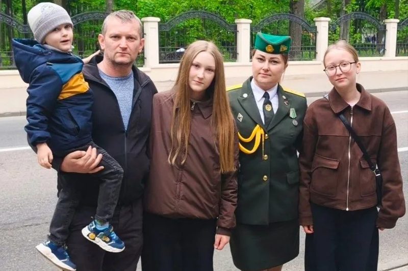Гомельчанка Анастасия Ефременко служит на границе и растит троих детей
