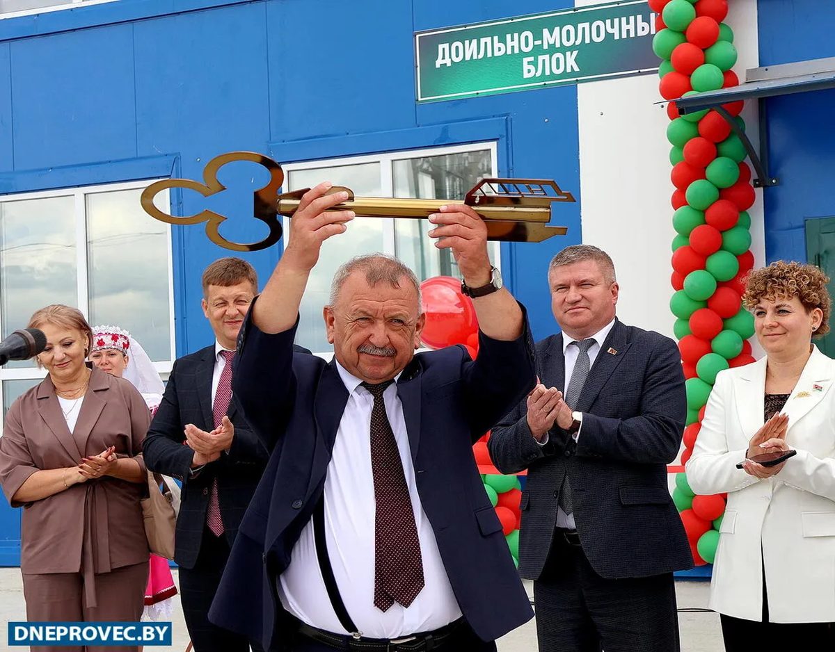 В Речицком районе открыли молочно-товарный комплекс на 1500 голов