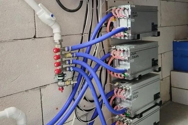 Житель Гомельского района устроил майнинг криптовалюты на своём участке