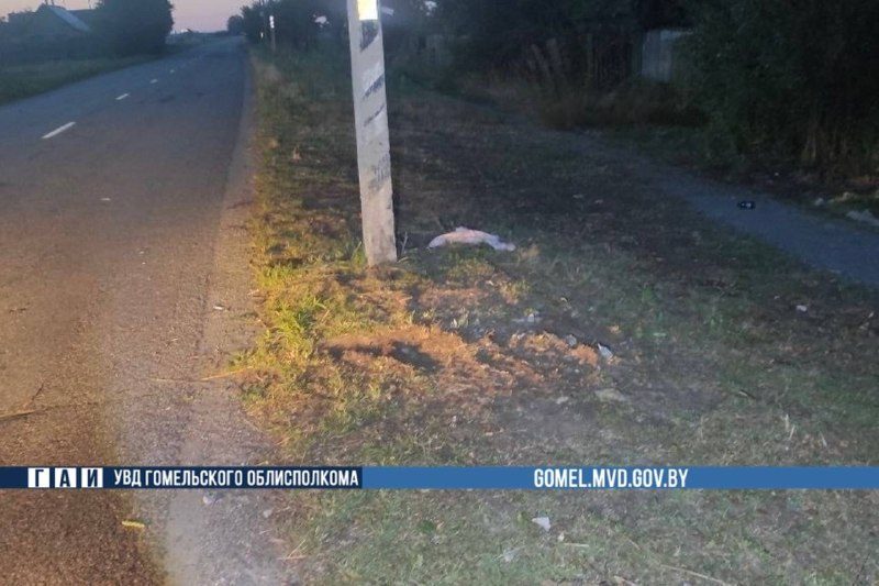 В Речицком районе квадроцикл врезался в опору ЛЭП