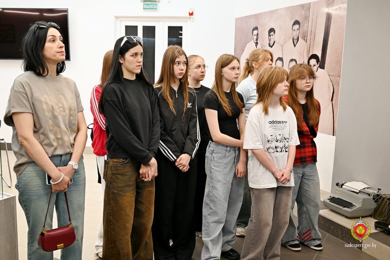 Гомельские школьники побывали на экскурсии в управлении судебных экспертиз