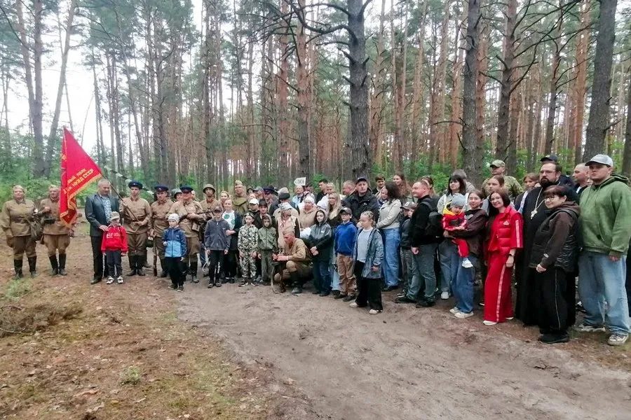 Под Дубовцом воссоздали бои начала войны