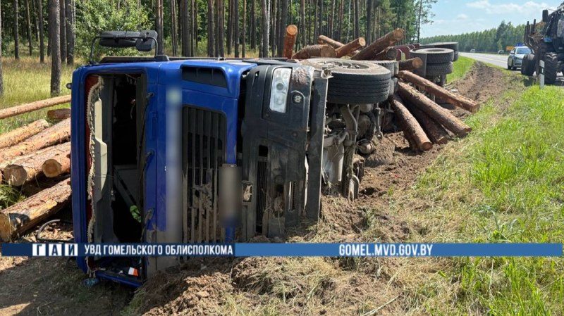 На дорогах Гомельщины пострадали два водителя