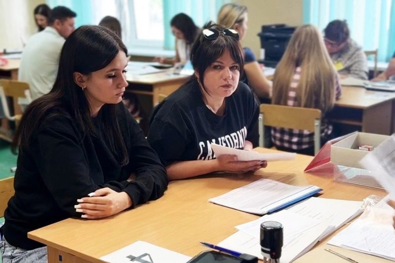 В медколледже Гомеля открылась приёмная кампания с электронной очередью