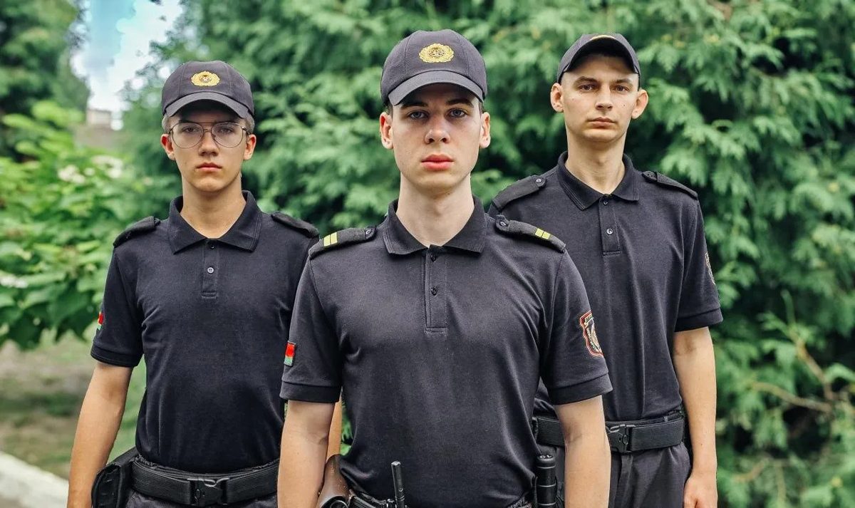 В Гомеле военнослужащие задержали подозреваемого в нападении на двух мужчин