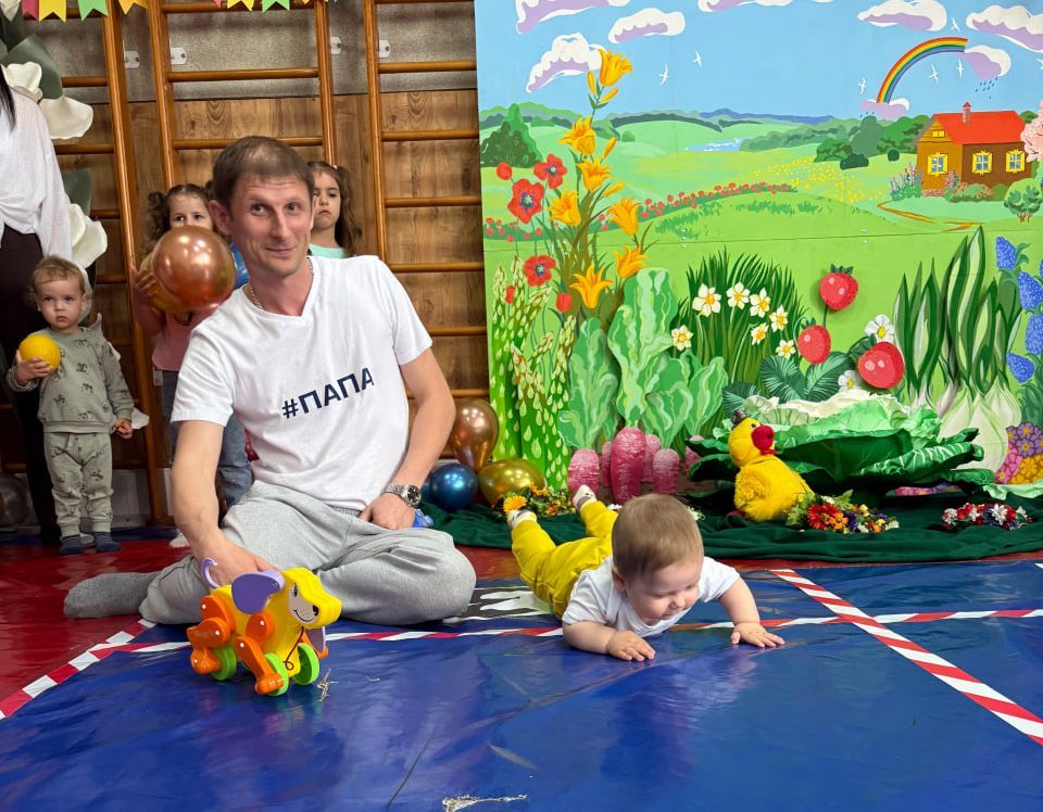 В Мозыре прошел спортивный фестиваль «Забег в ползунках» для самых маленьких