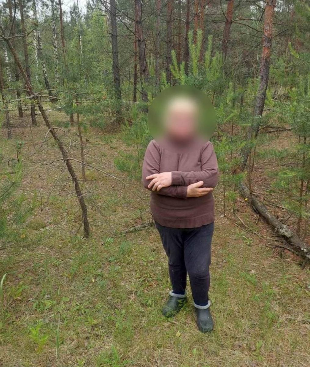 Пенсионерка, заблудившаяся в лесу Светлогорского района, найдена спасателями
