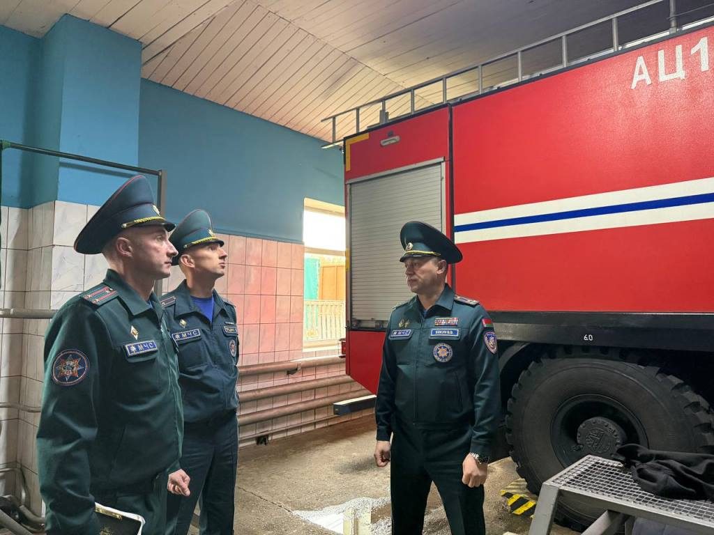 Начальник Гомельского областного управления МЧС проверил готовность Октябрьского райотдела