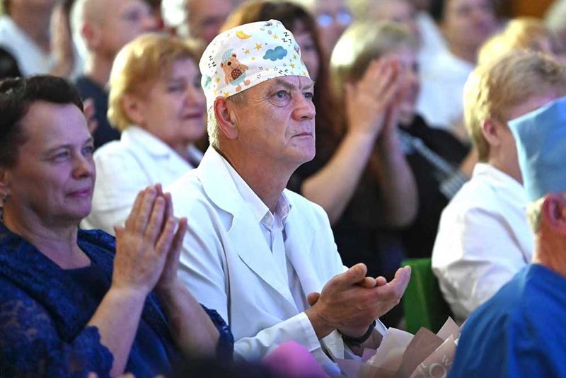 Гомельчане благодарят врачей перед их профессиональным праздником