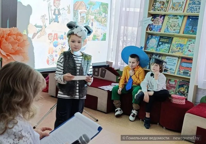 В Гомеле отметили 35-летие старейшего читательского клуба «Почемучка»