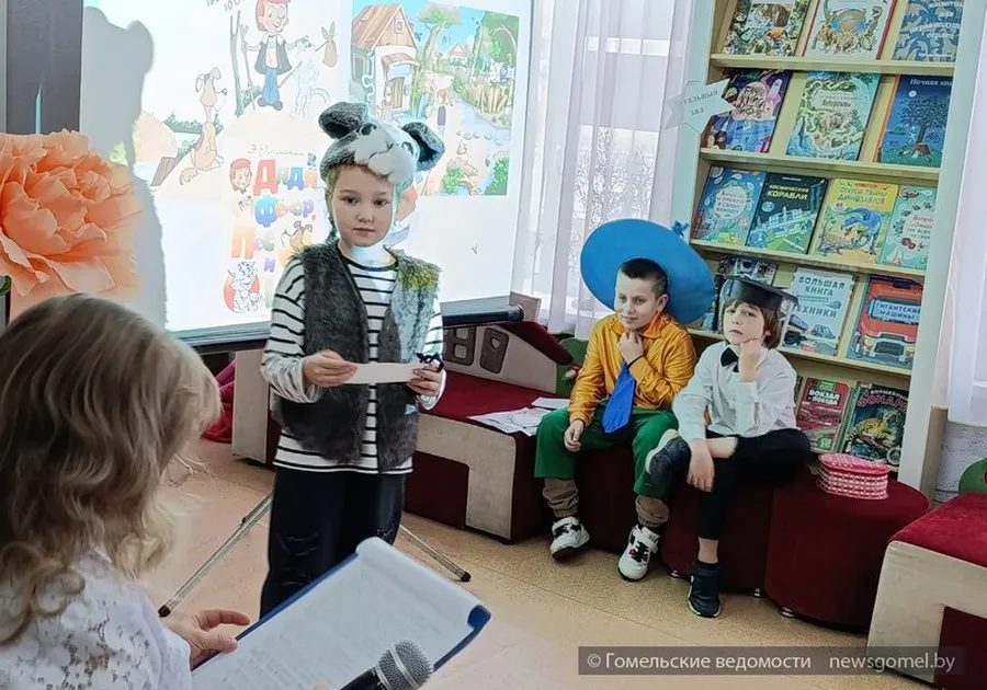 В Гомеле отметили 35-летие старейшего читательского клуба «Почемучка»