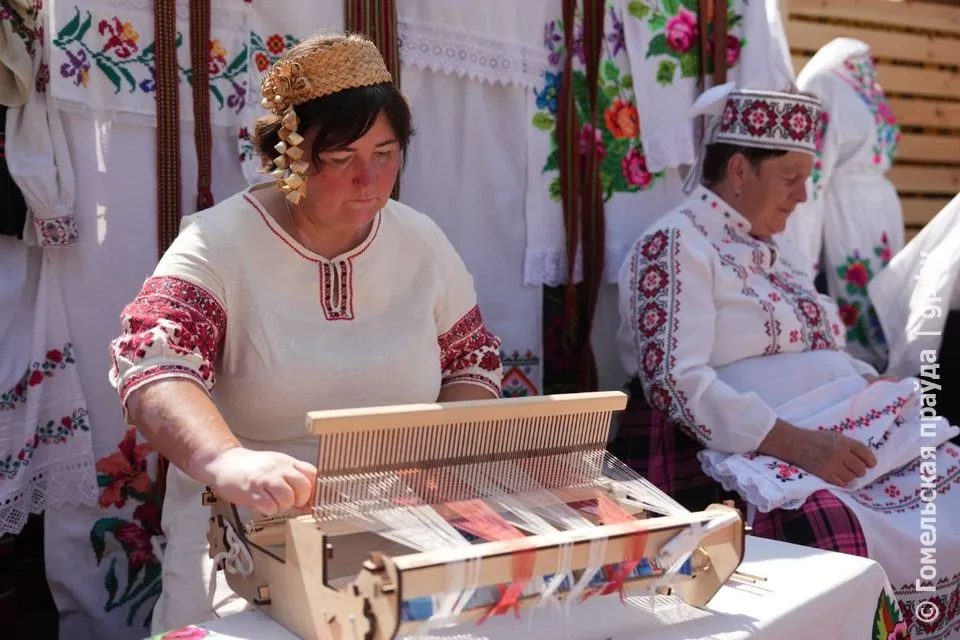 Туристические возможности Полесья представили на выставке в Гомеле