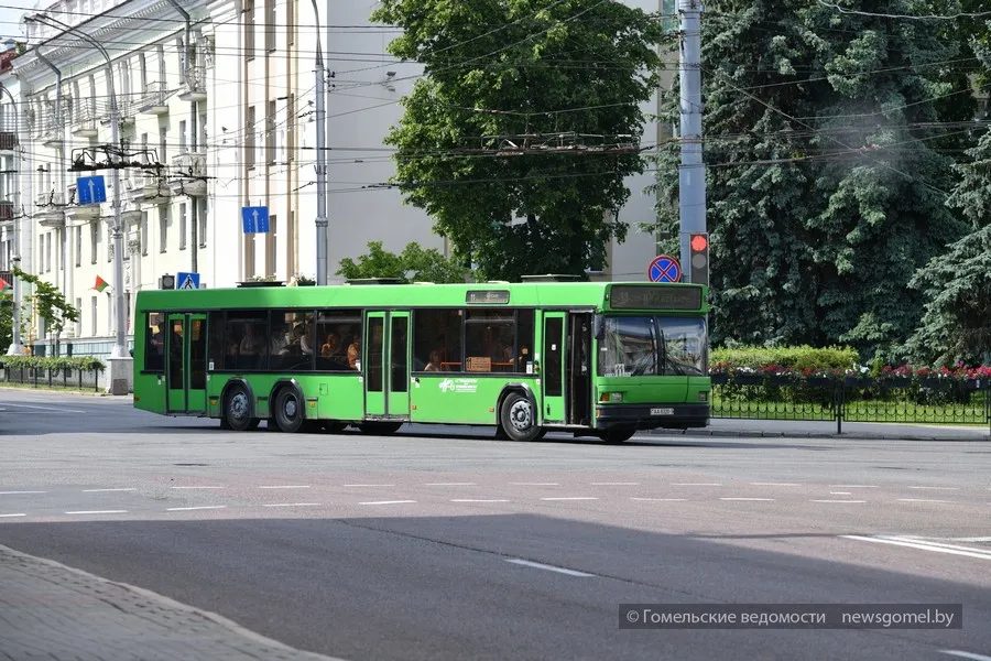 Изменена схема движения на дублирующих проездах улиц Ефремова и Мазурова