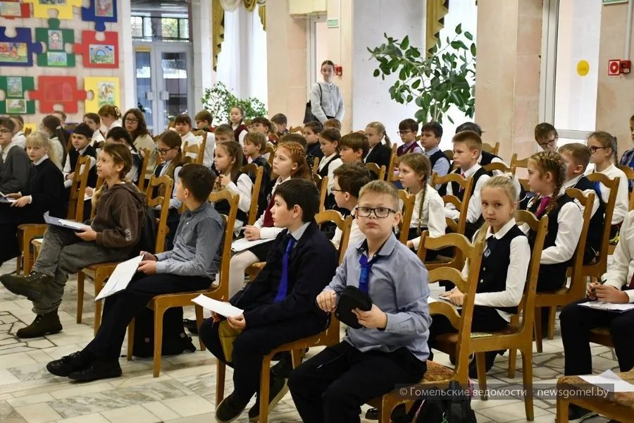 В Гомеле стартовал областной этап телевизионного проекта «Я знаю!»