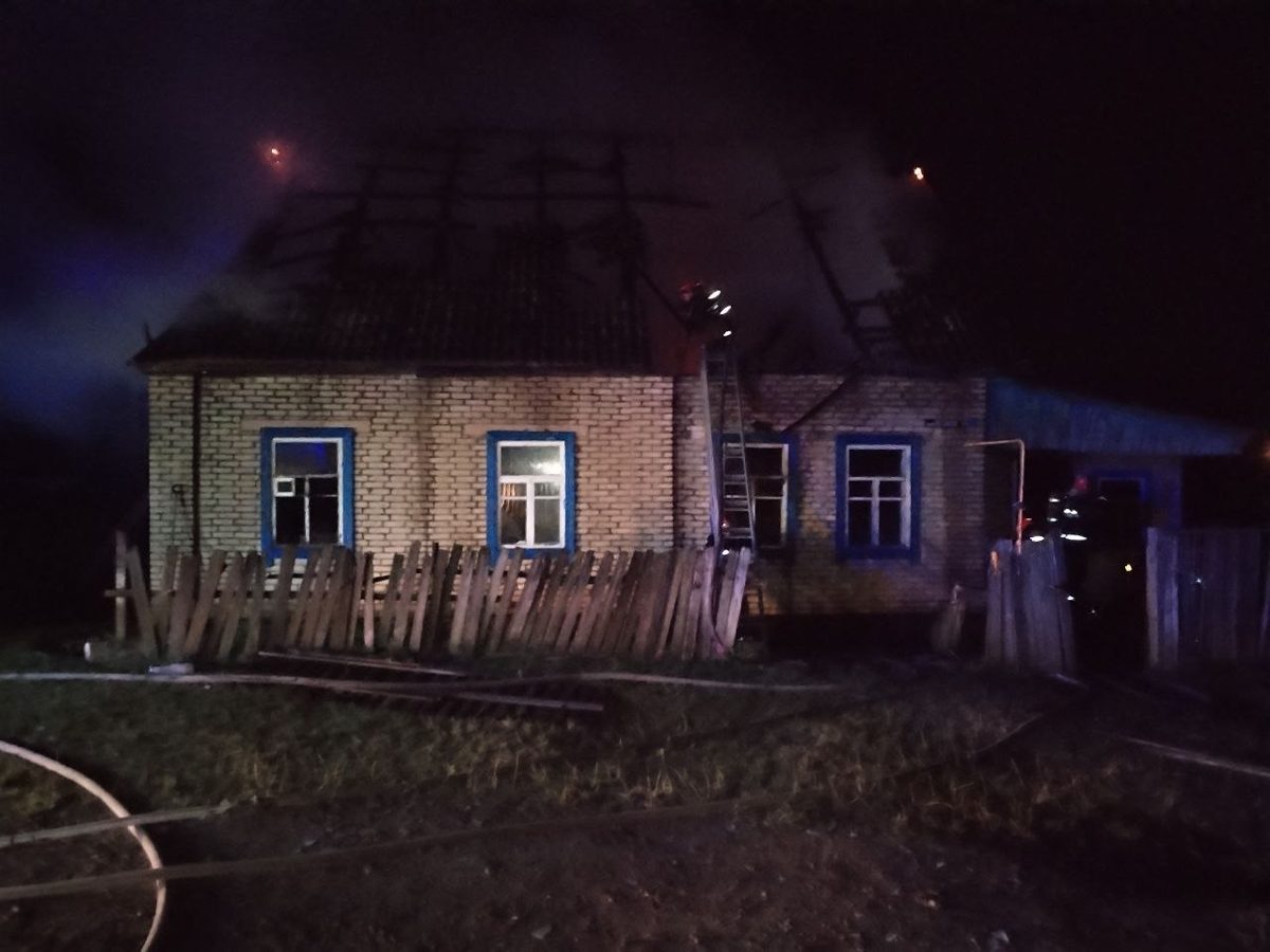 Пожар на улице Чигладзе в Светлогорске унес две жизни
