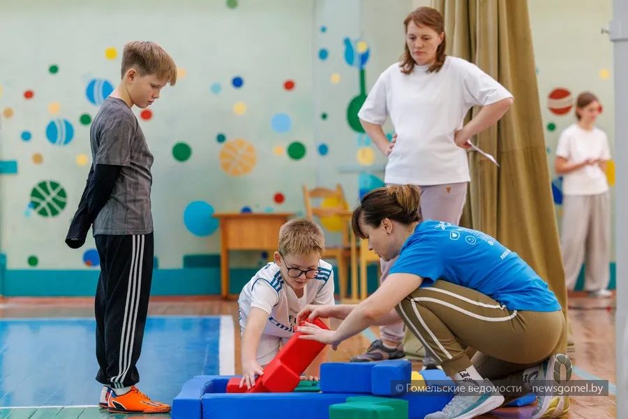 В Ирининской гимназии семьи соревновались в спортивном празднике