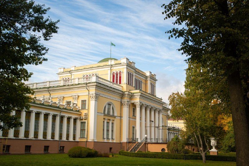 Многодетные семьи в октябре смогут бесплатно посетить дворец Румянцевых и Паскевичей