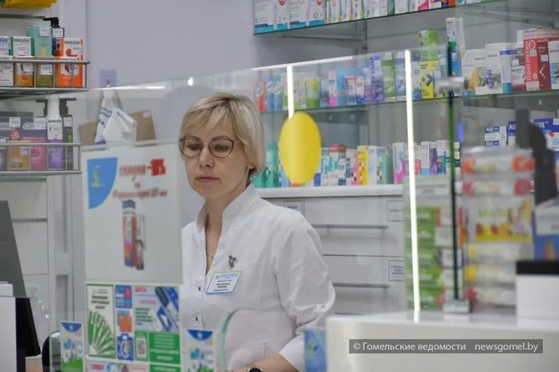 В Гомеле в аптечной сети работают сотни фармацевтов и провизоров