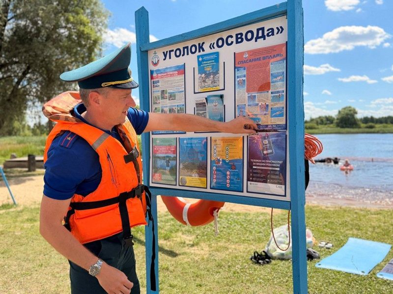 МЧС проводит рейды на водоёмах Гомельщины из-за жары