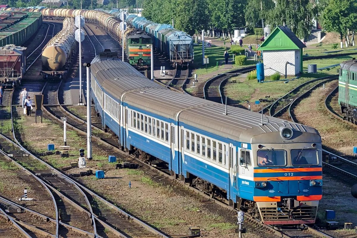 19 августа изменится расписание поездов на маршруте Калинковичи – Лунинец