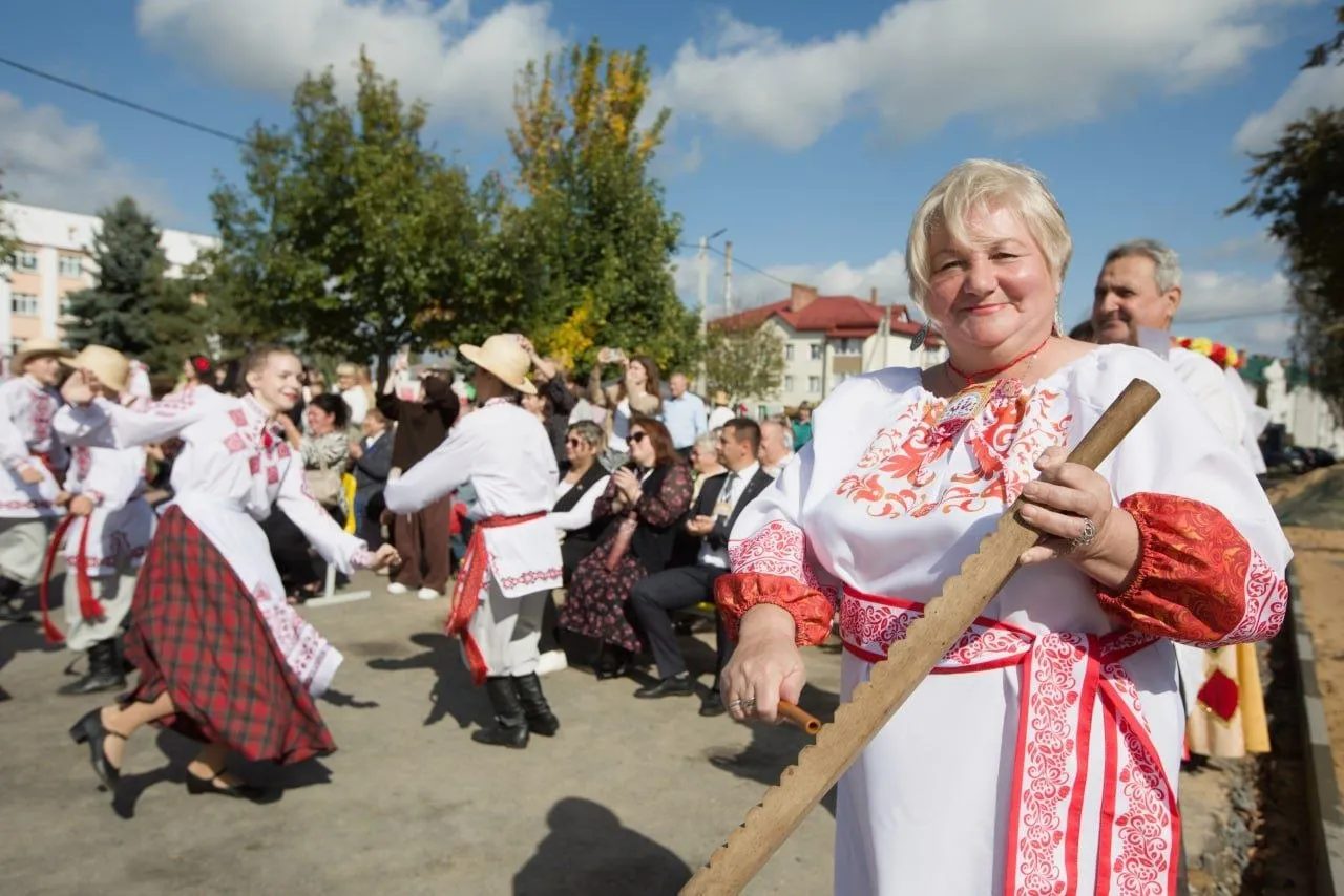 В Уваровичах прошел фольклорный фестиваль «Уваравіцкі кірмаш»