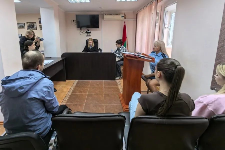 Гомельчанин осужден на 300 часов общественных работ за уклонение от алиментов