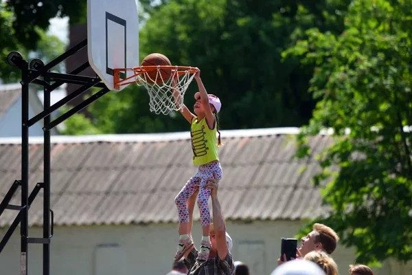 На улице Бородина пройдет праздник дворовых игр