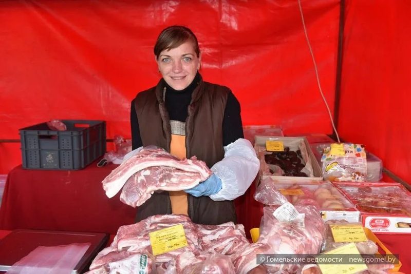 В Советском районе Гомеля проходит сельскохозяйственная ярмарка