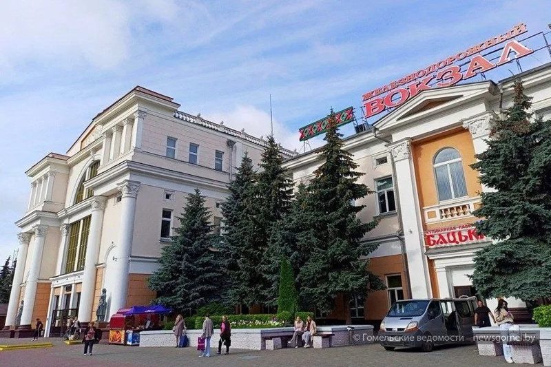 Привокзальная площадь Гомеля — самое проблемное место для парковки