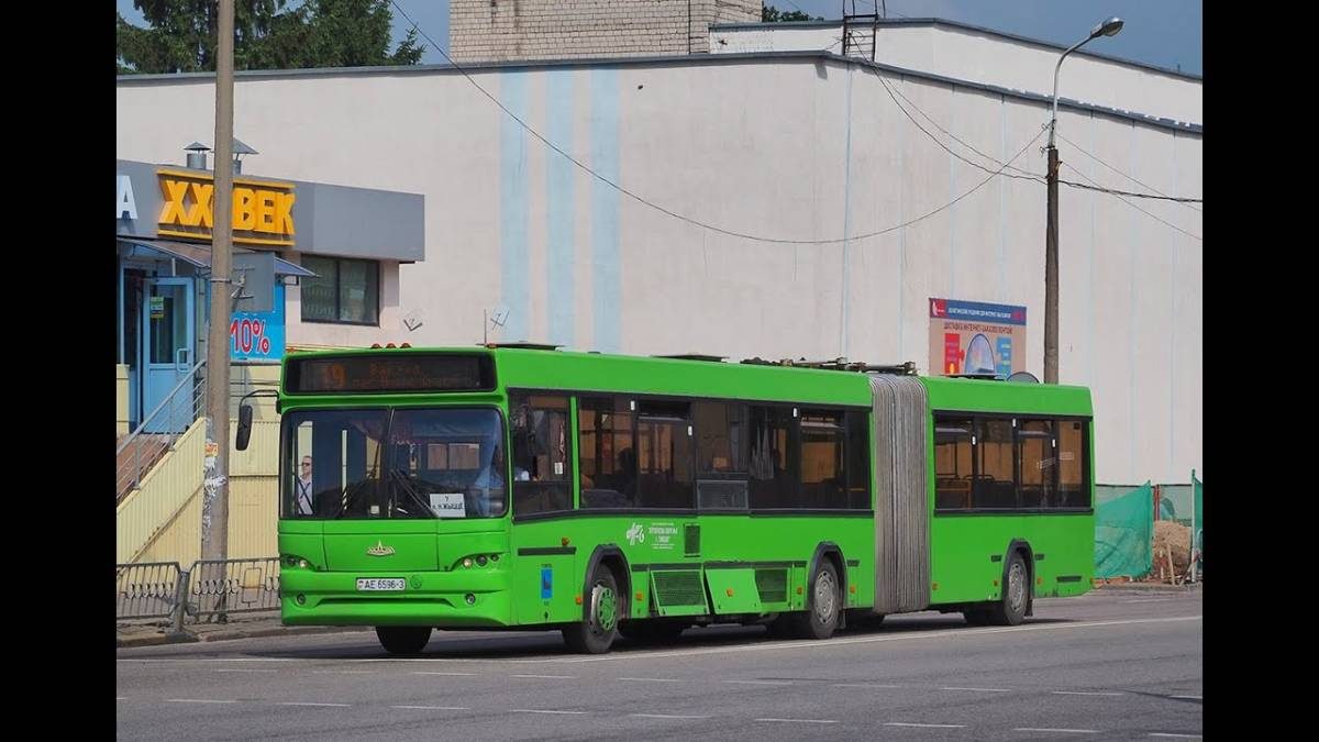 В октябре меняют расписание нескольких автобусных маршрутов Гомеля