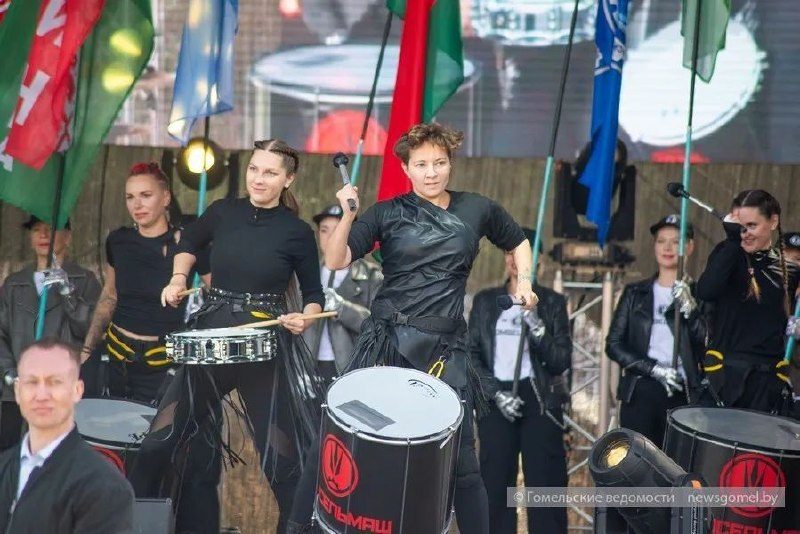 На стадионе «Гомсельмаш» — праздник машиностроителей