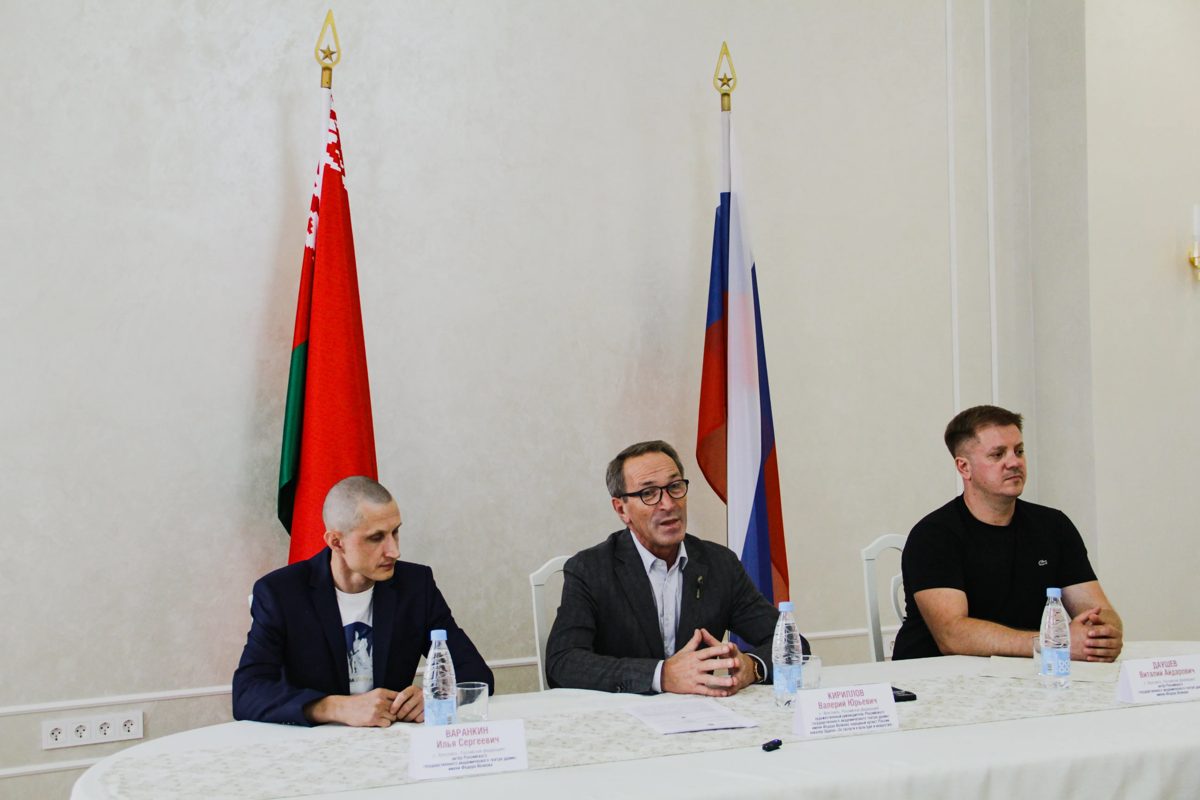 Театр имени Волкова начал гастроли в Гомеле с четырьмя спектаклями