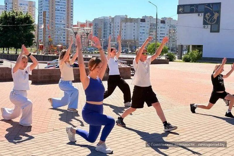 В Гомеле стартовал обновлённый проект молодёжных зарядок по субботам